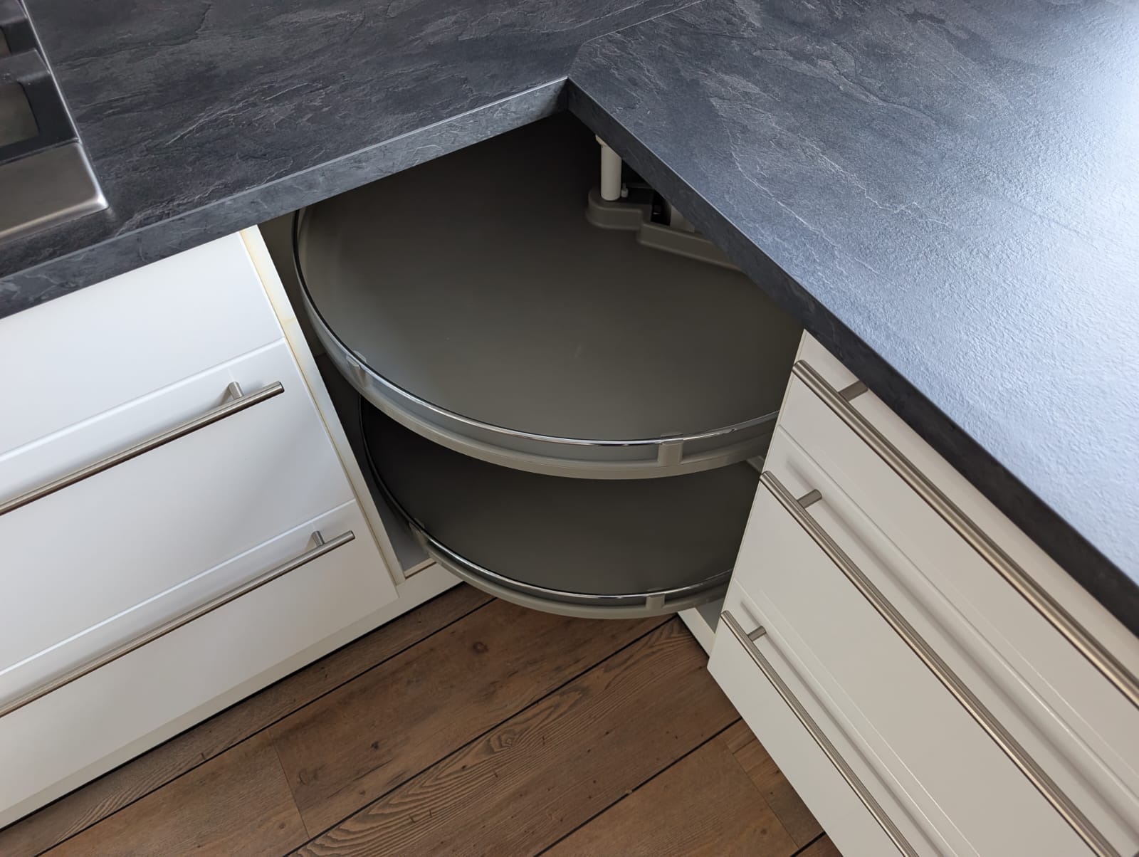 03068 - Witte hoekkeuken