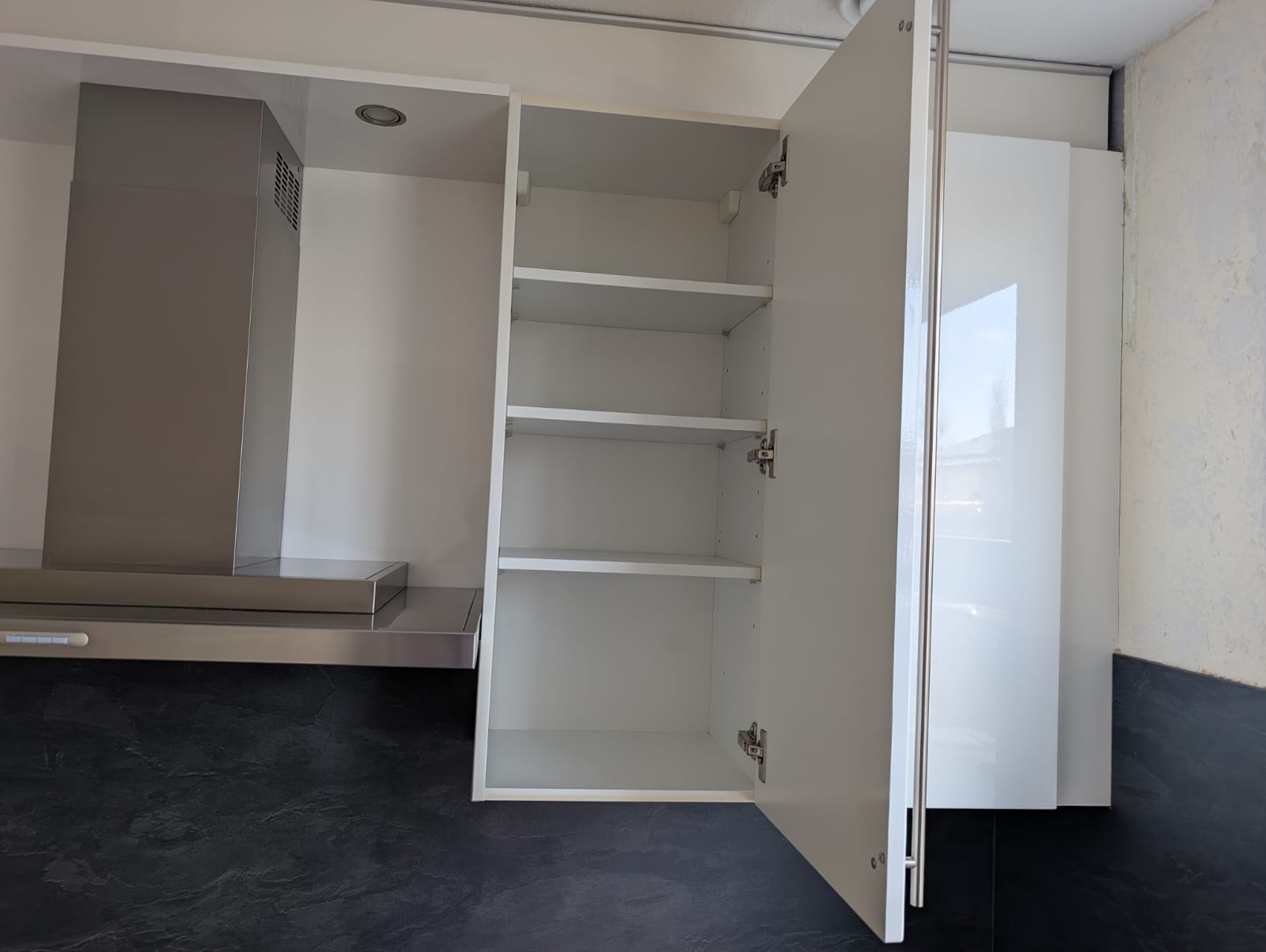 03068 - Witte hoekkeuken