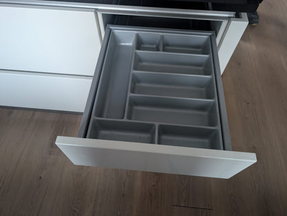 03367 - Witte greeploze keuken