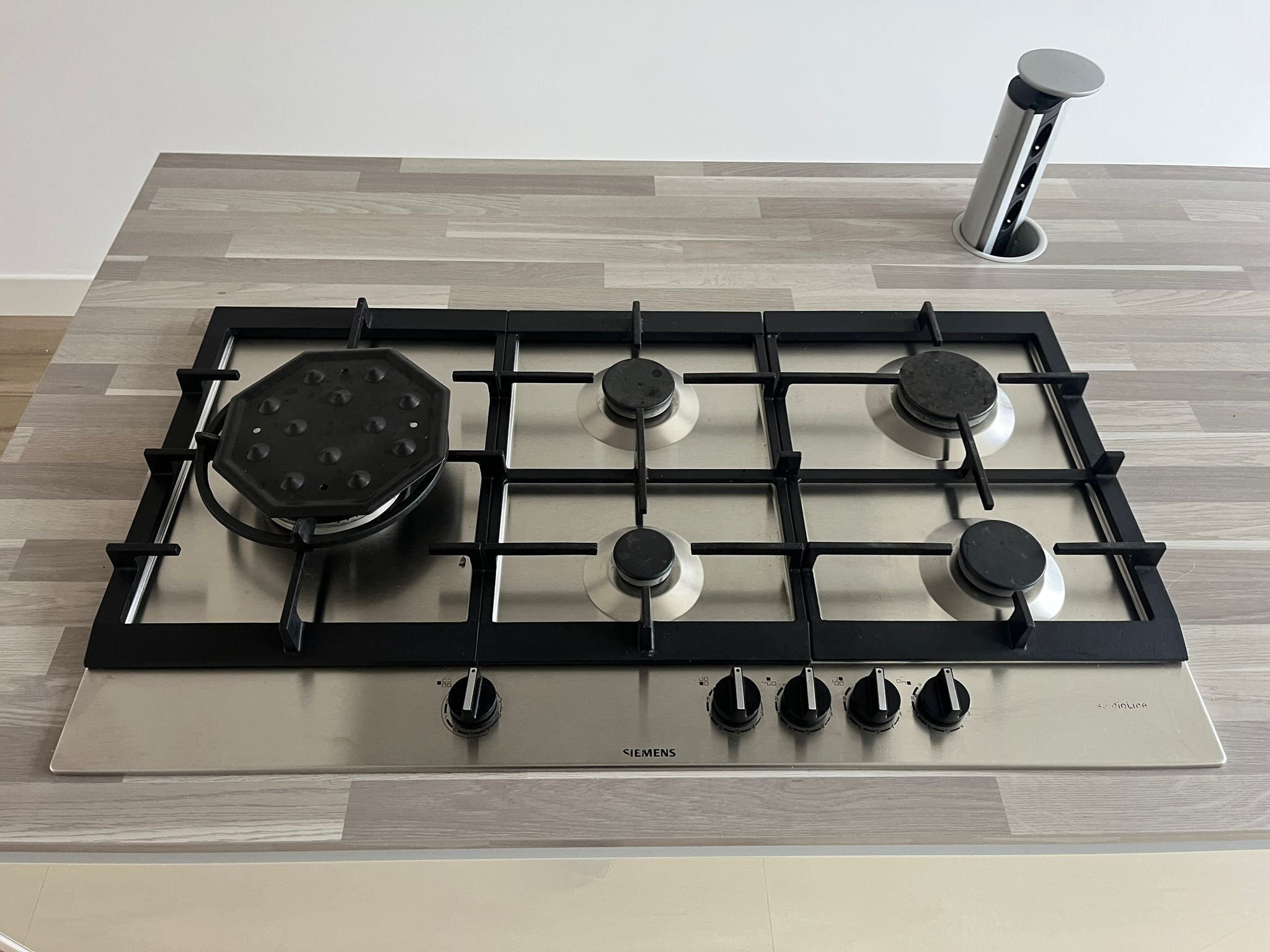 03178 - Eilandkeuken met Siemens apparatuur