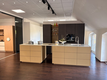 04547 - Moderne eilandkeuken