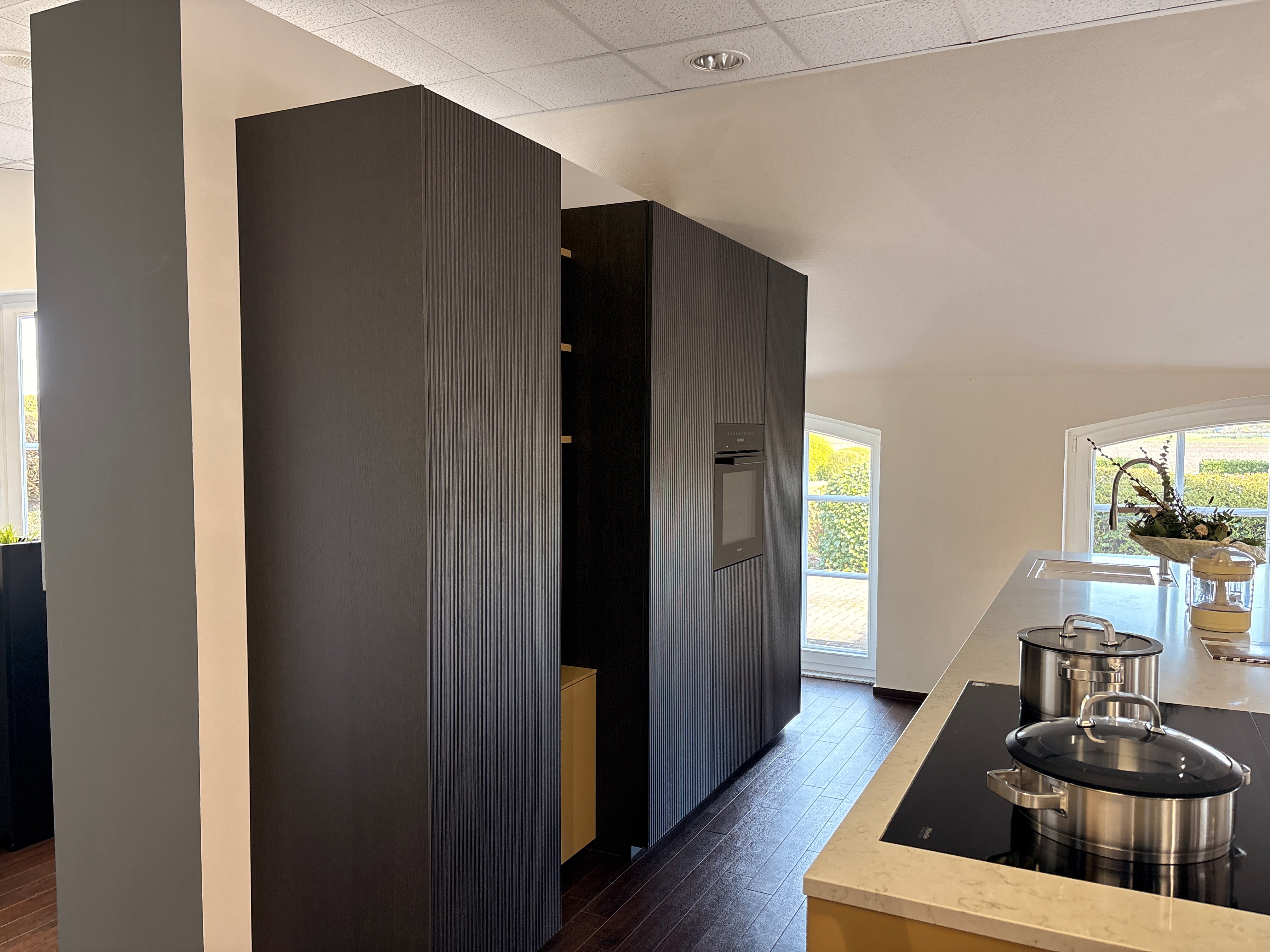04547 - Moderne eilandkeuken