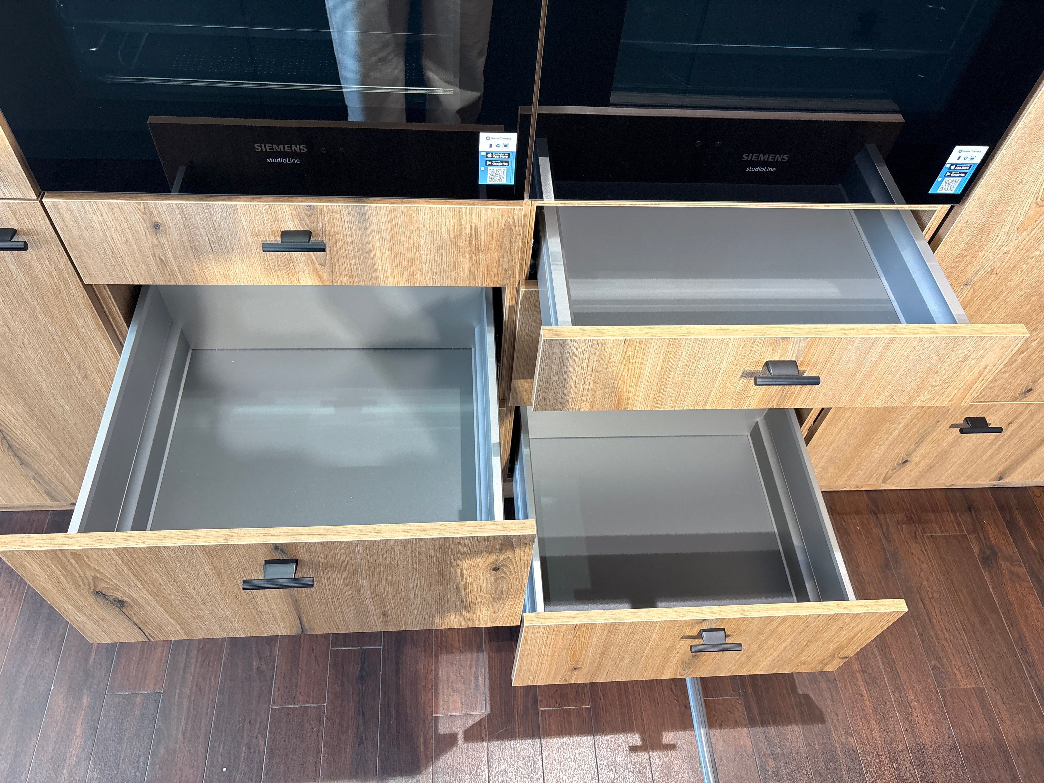 04551 - Eilandkeuken met bar blad