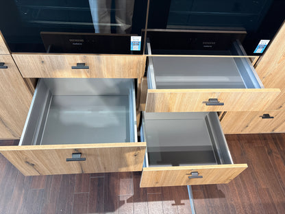 04551 - Eilandkeuken met bar blad