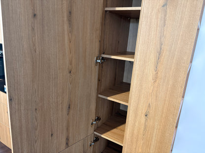 04551 - Eilandkeuken met bar blad