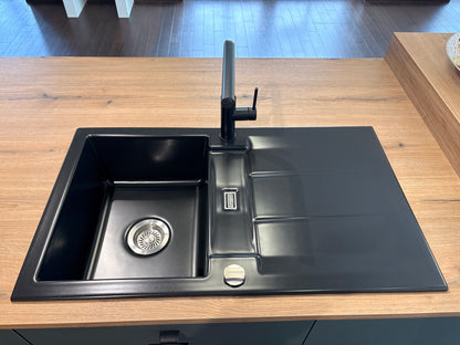 04551 - Eilandkeuken met bar blad