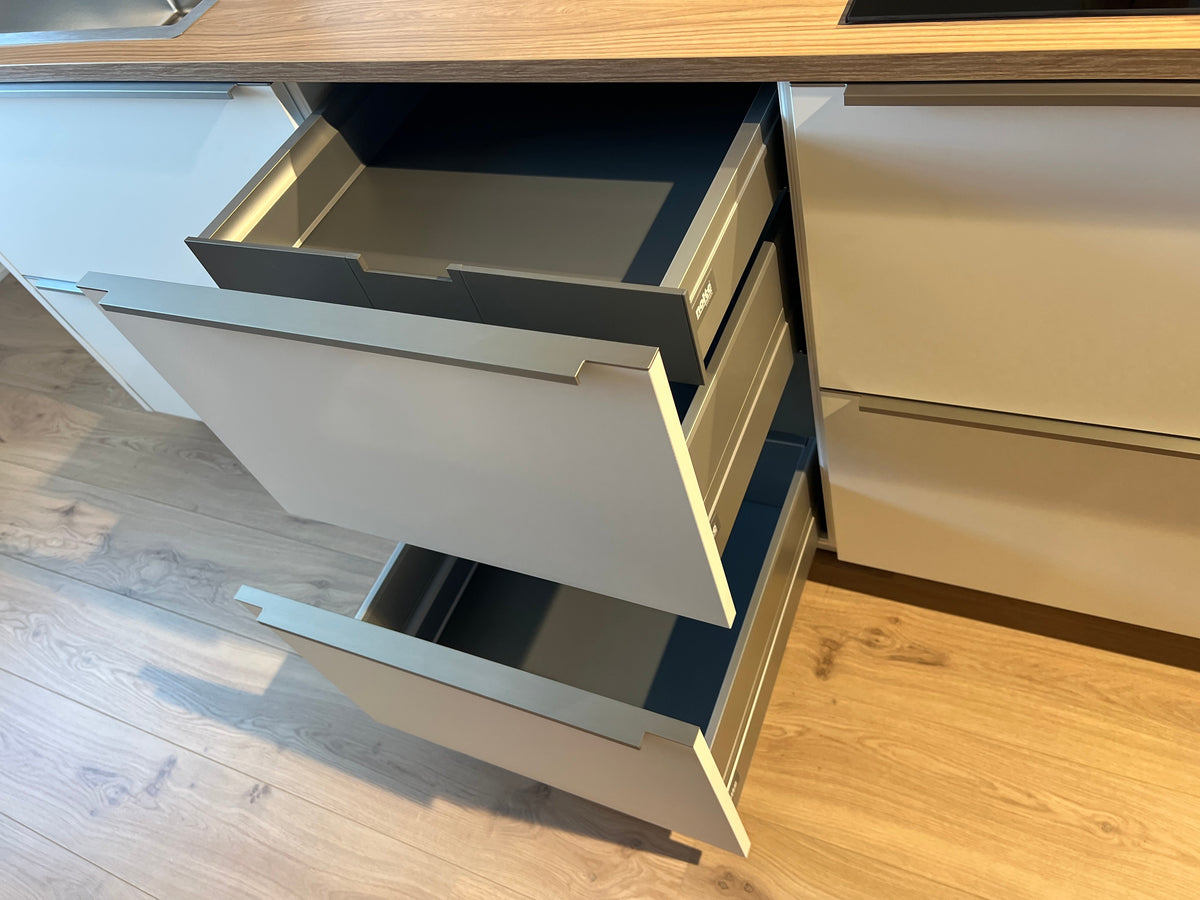 04597 - Compacte eilandkeuken