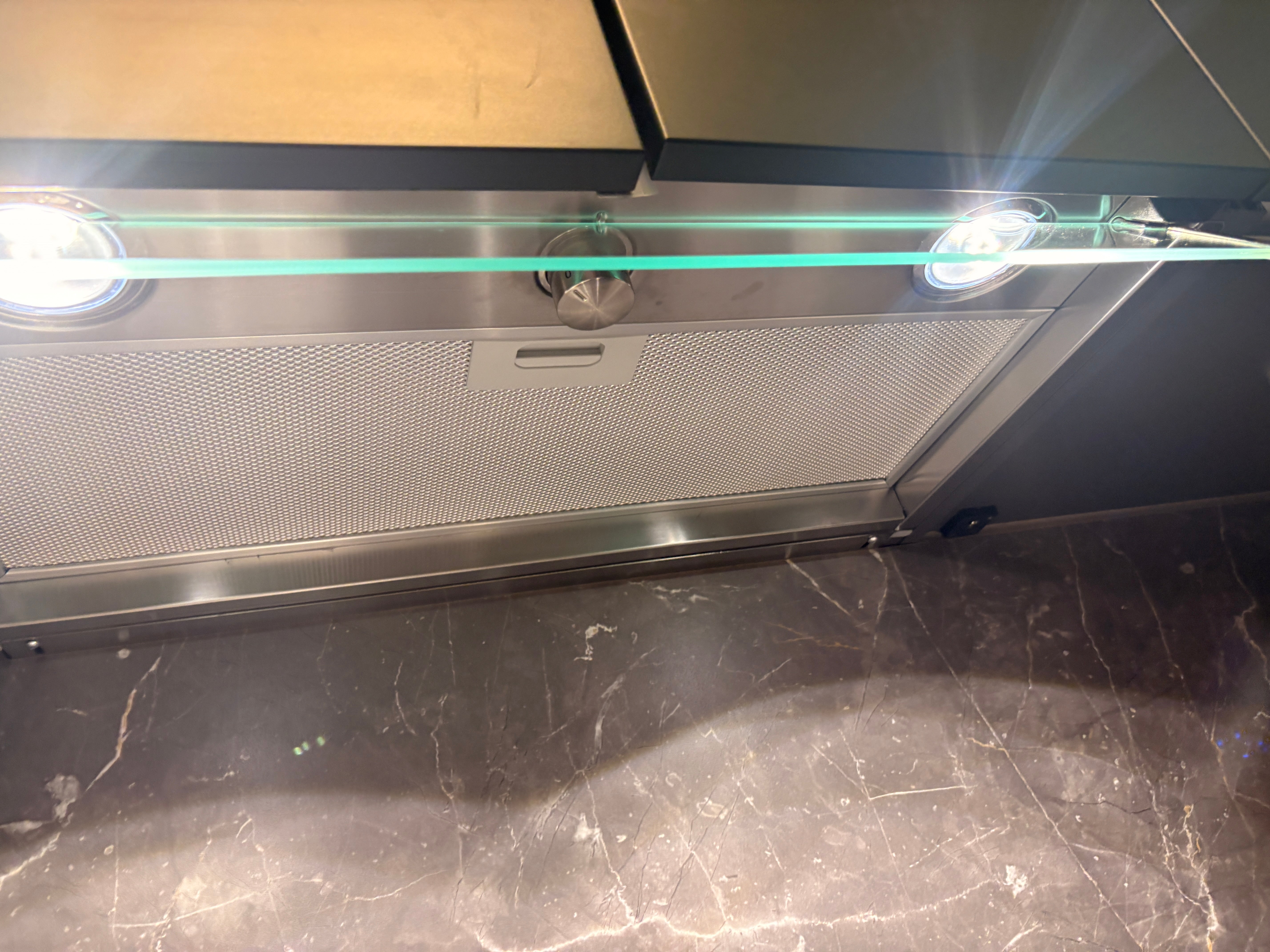 04533 - Nolte soft lack blackgreen keuken