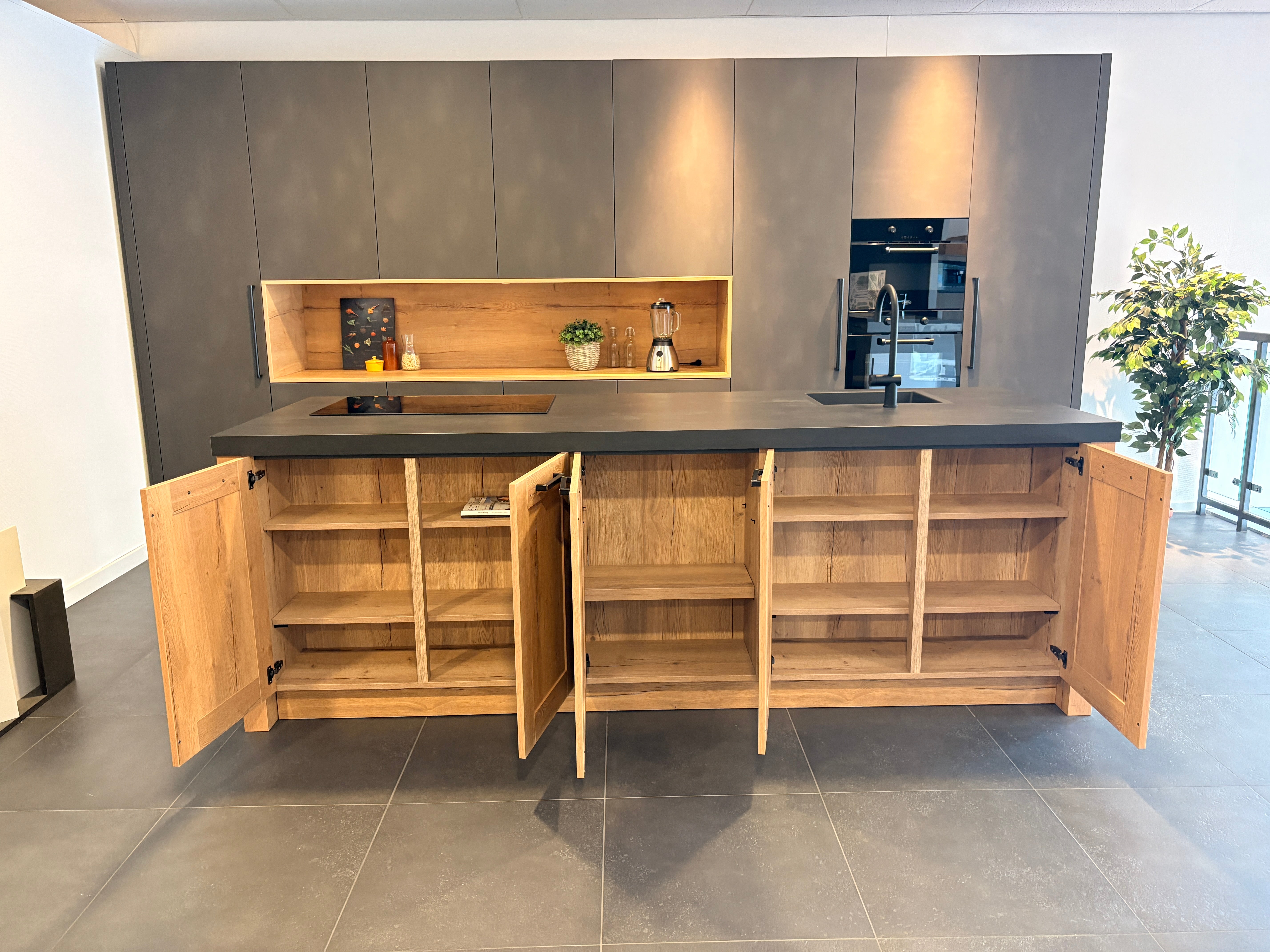 04653 - Modern/landelijke eillandkeuken