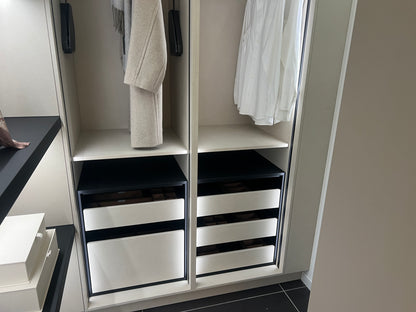04745 - Pronorm kledingkast
