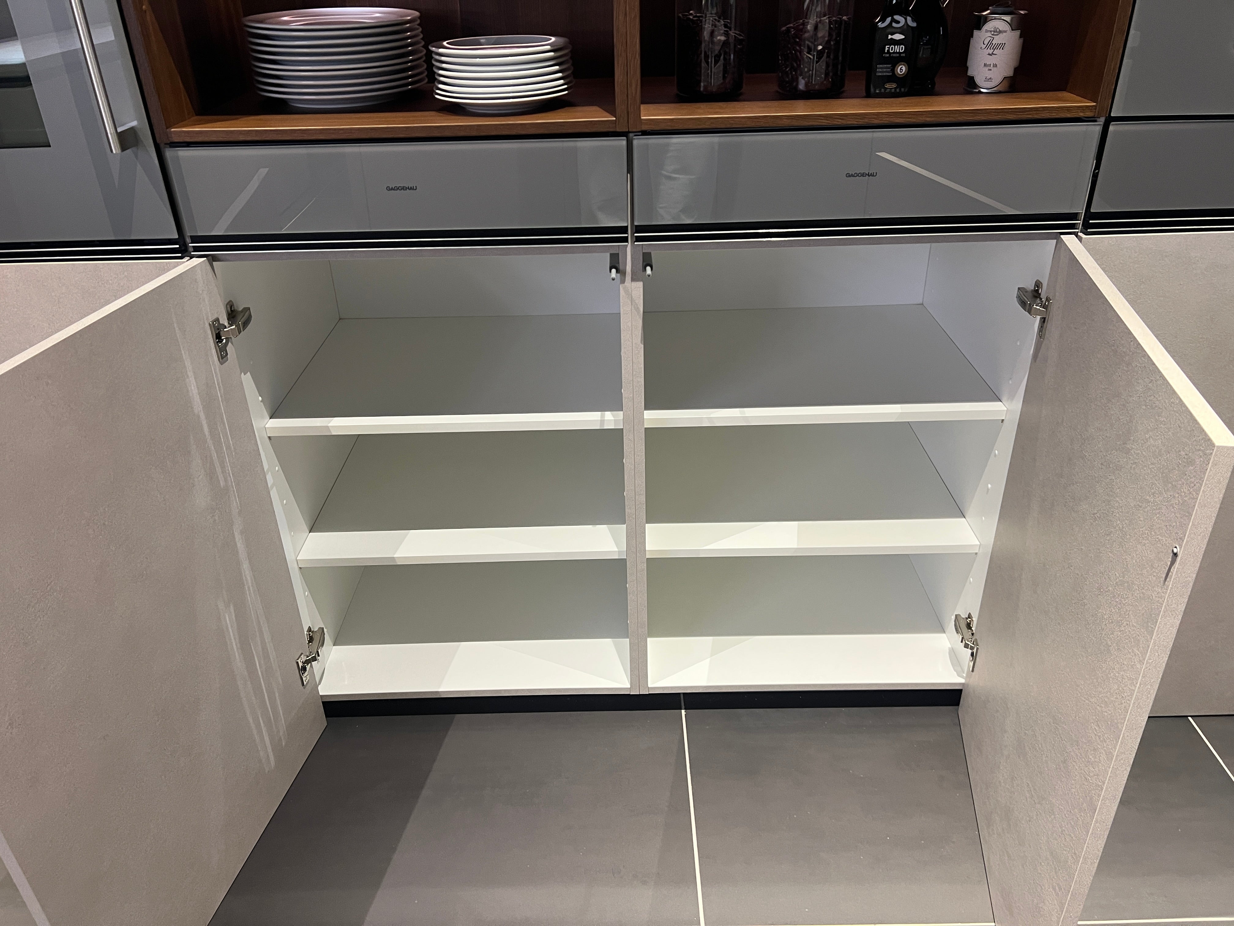 04731 - Luxe keuken met dubbel eiland