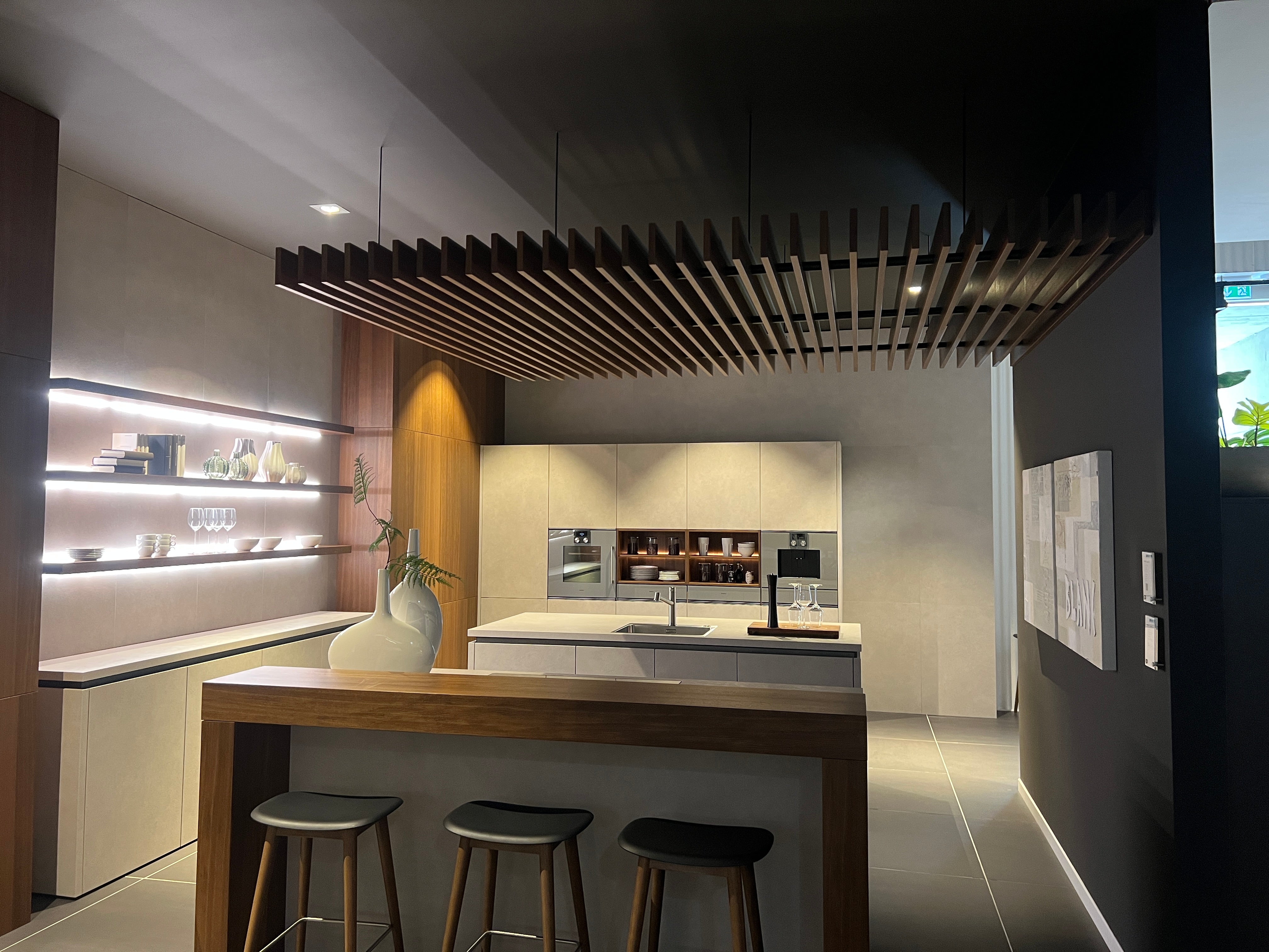 04731 - Luxe keuken met dubbel eiland