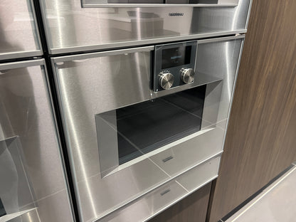 04733 - luxe schiereiland keuken met kastenwand