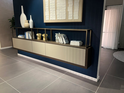 04733 - luxe schiereiland keuken met kastenwand