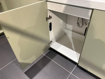 04735 - Mint groene eilandkeuken