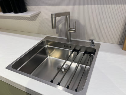 04735 - Mint groene eilandkeuken