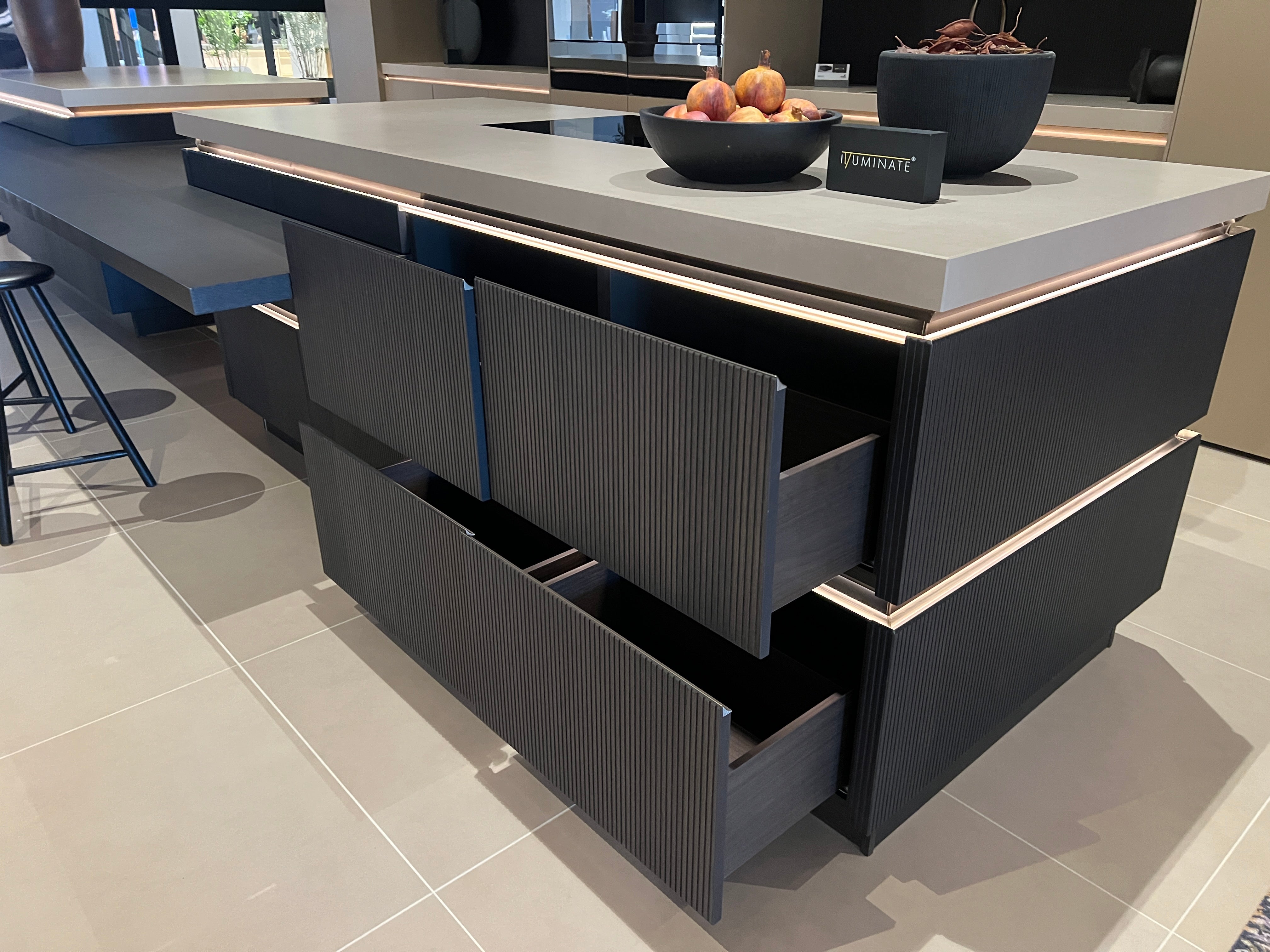 04723 - I-luminate design eilandkeuken