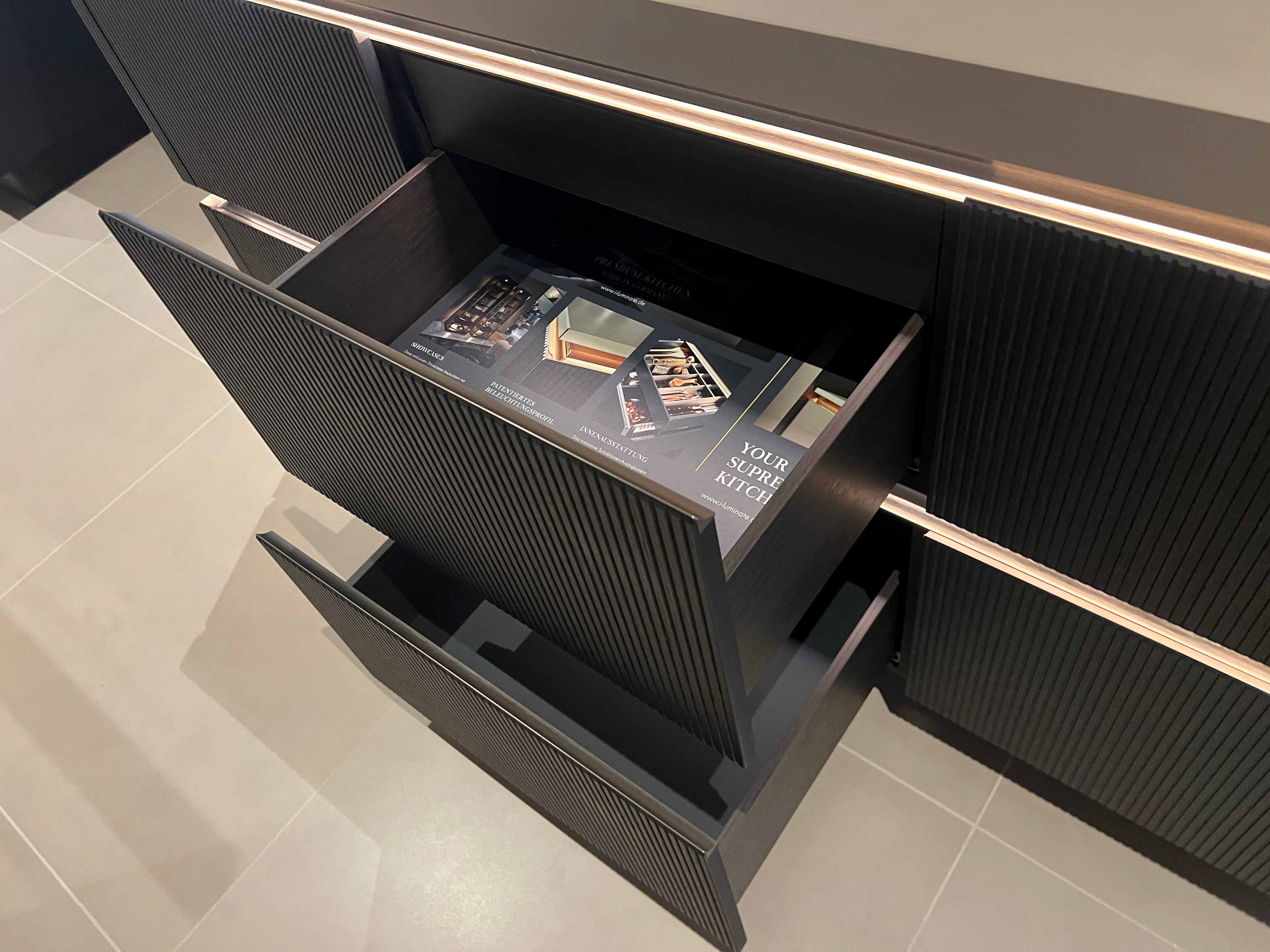 04723 - I-luminate design eilandkeuken