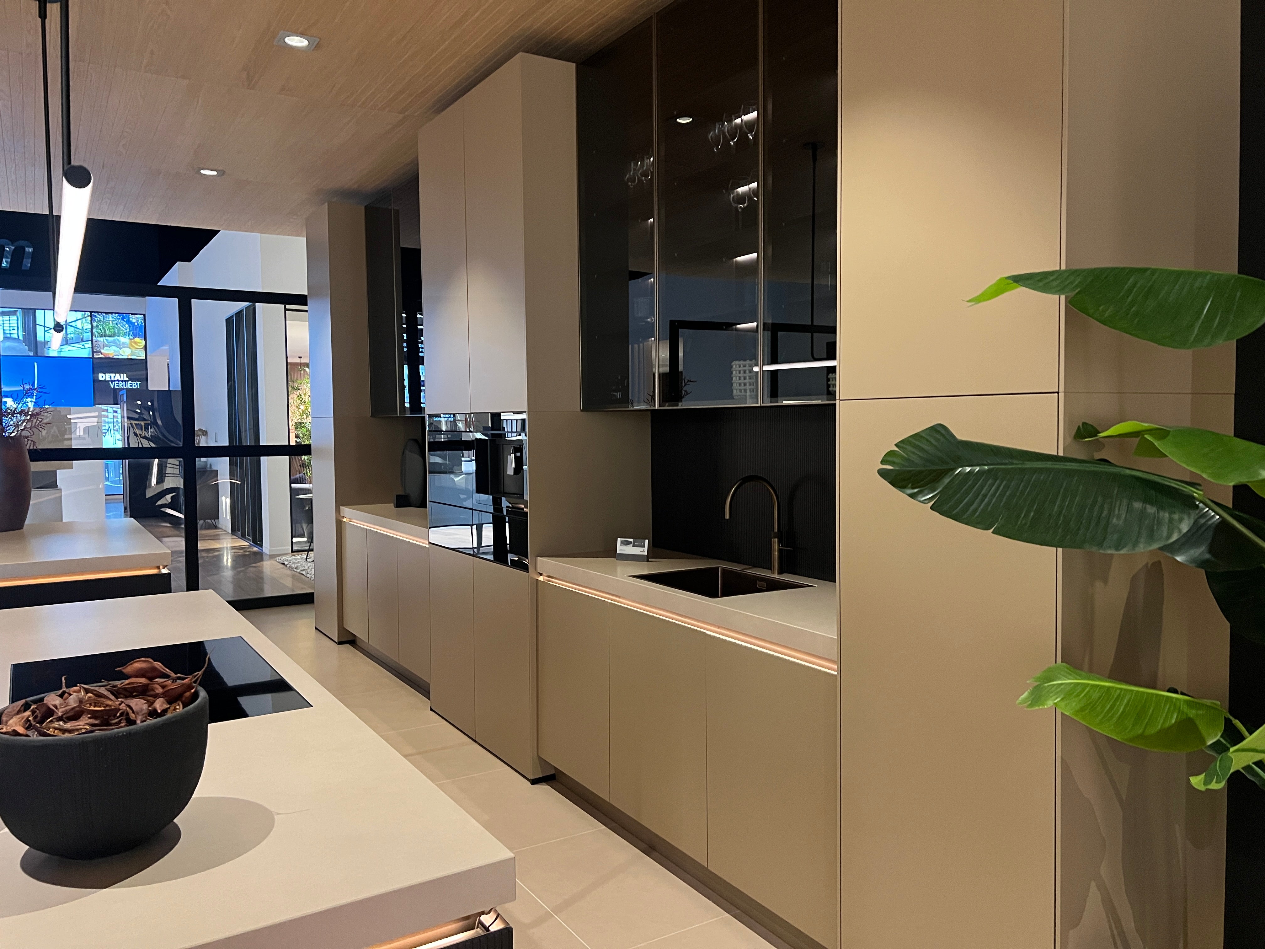 04723 - I-luminate design eilandkeuken