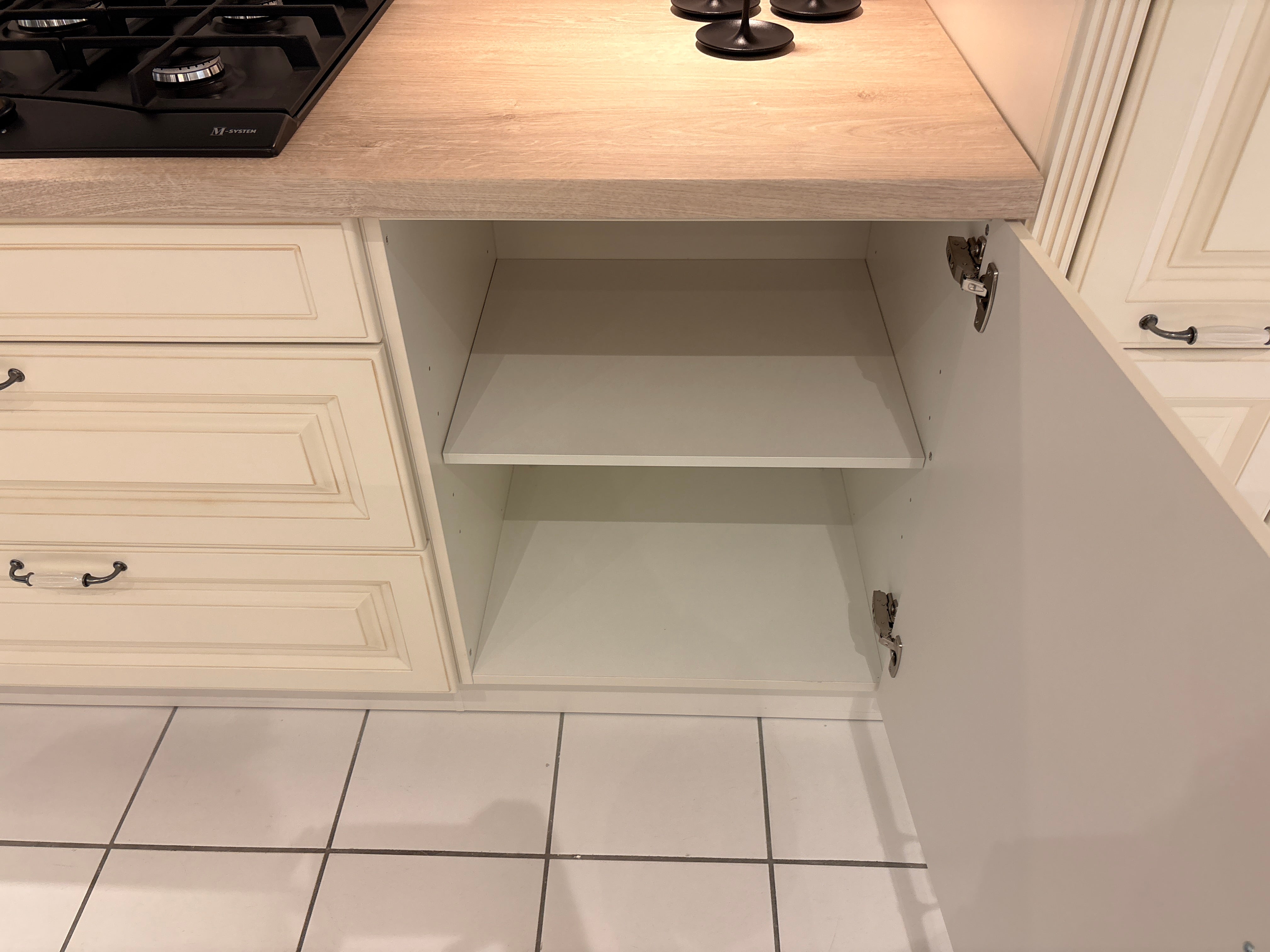 04337 - landelijke rechte keuken