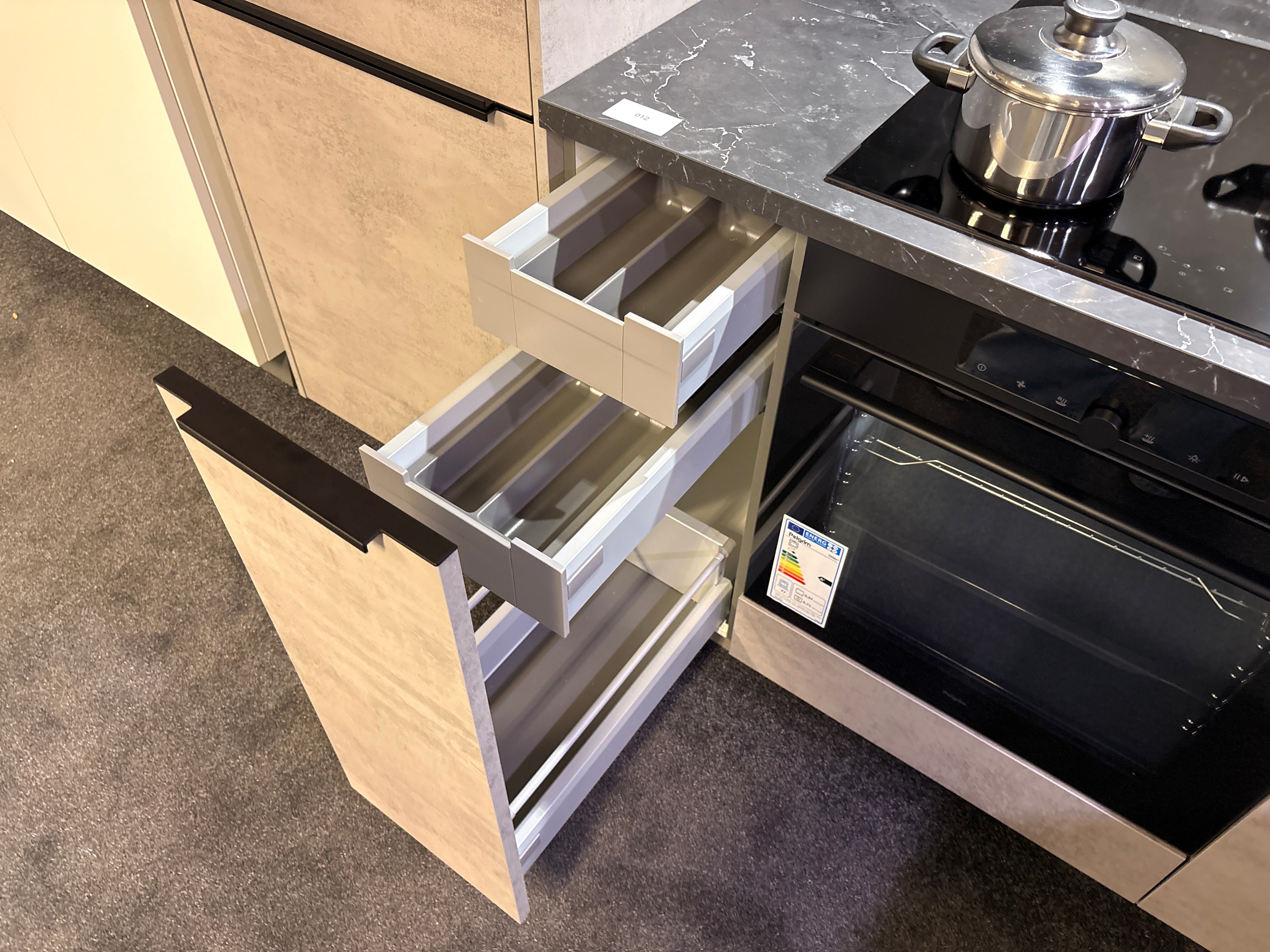 04563 - Nolte Savona betonlook keuken
