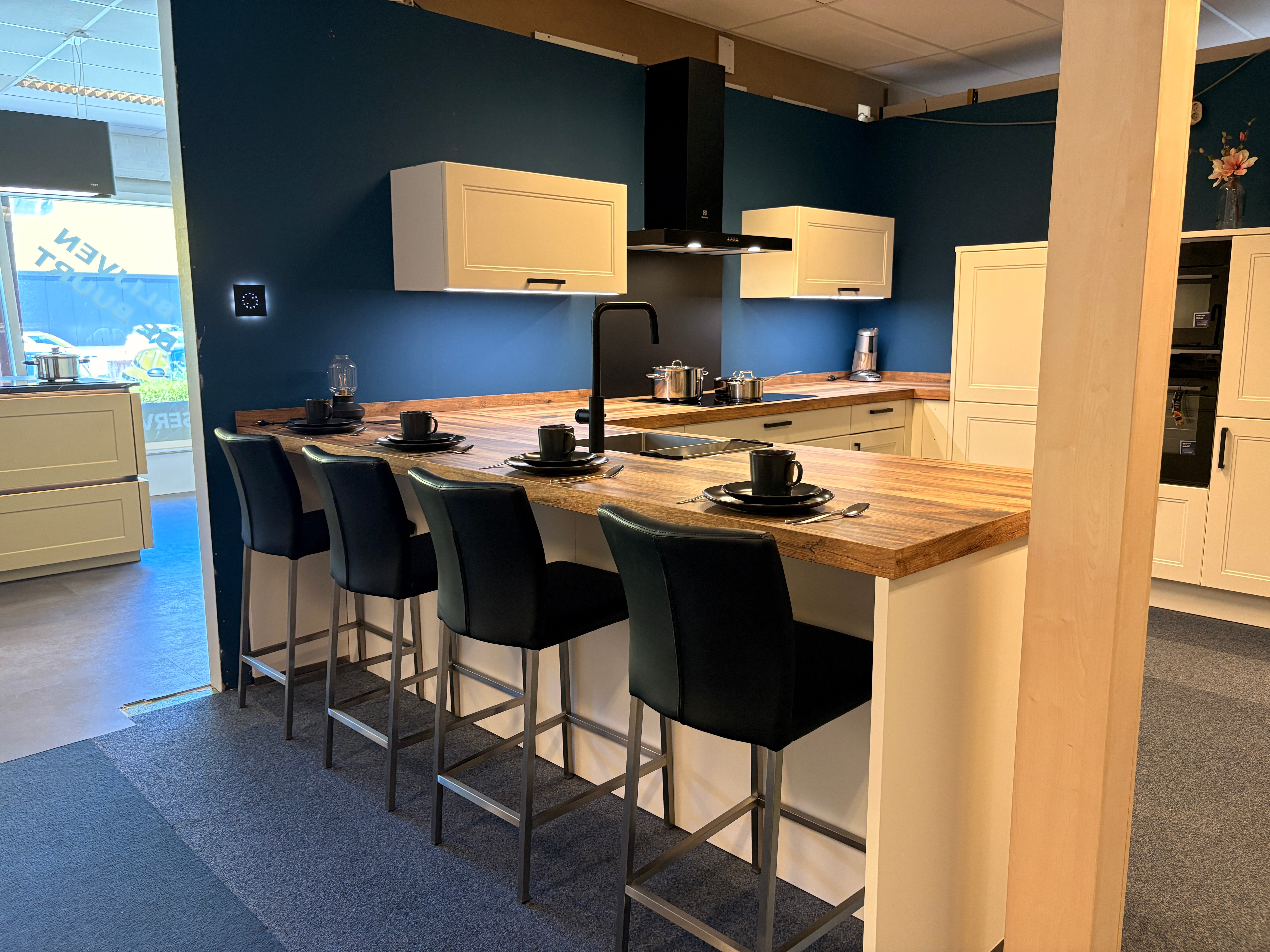 04605 - Landelijke schiereiland keuken