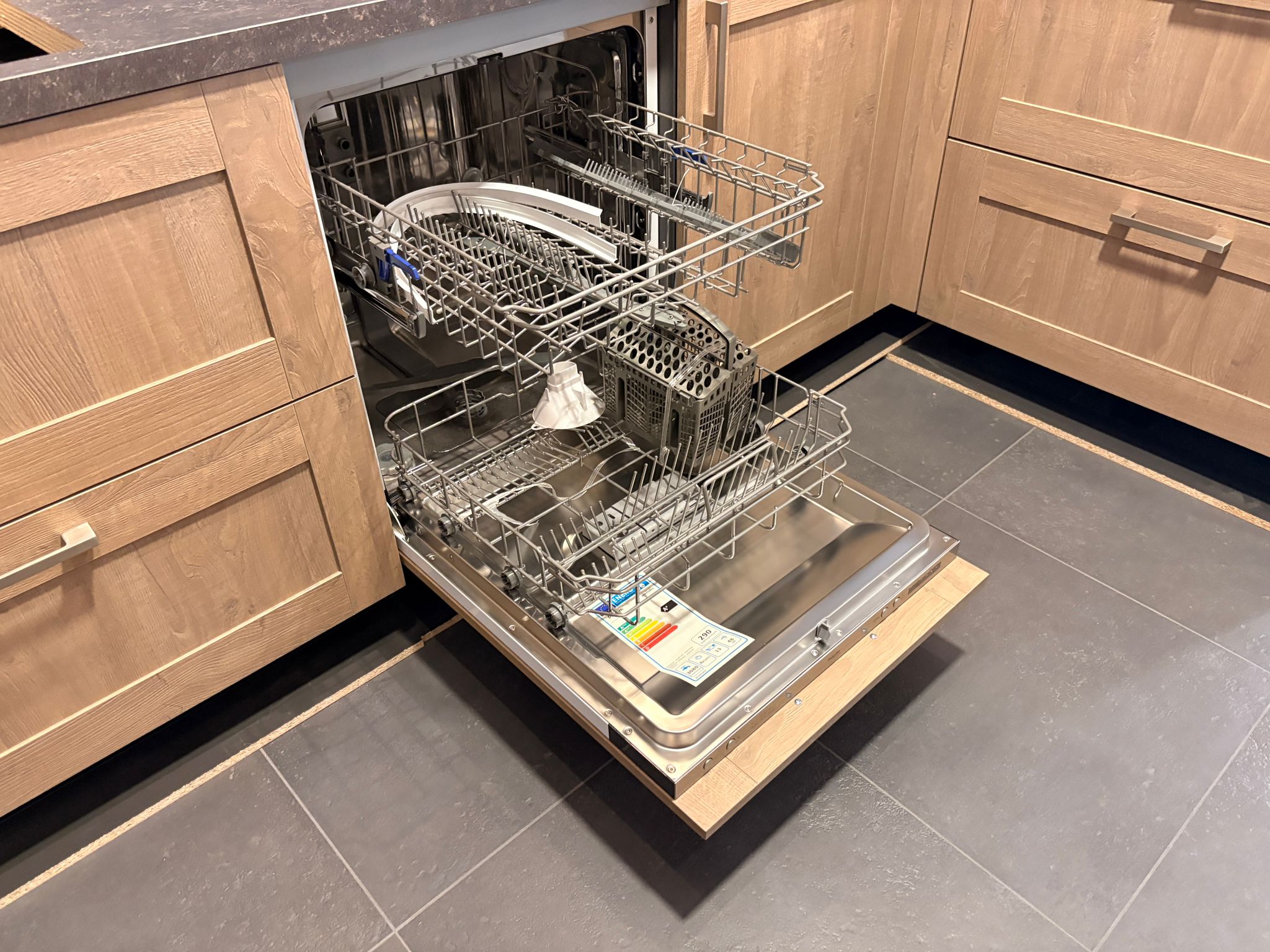 04649 - Houtlook schiereiland keuken