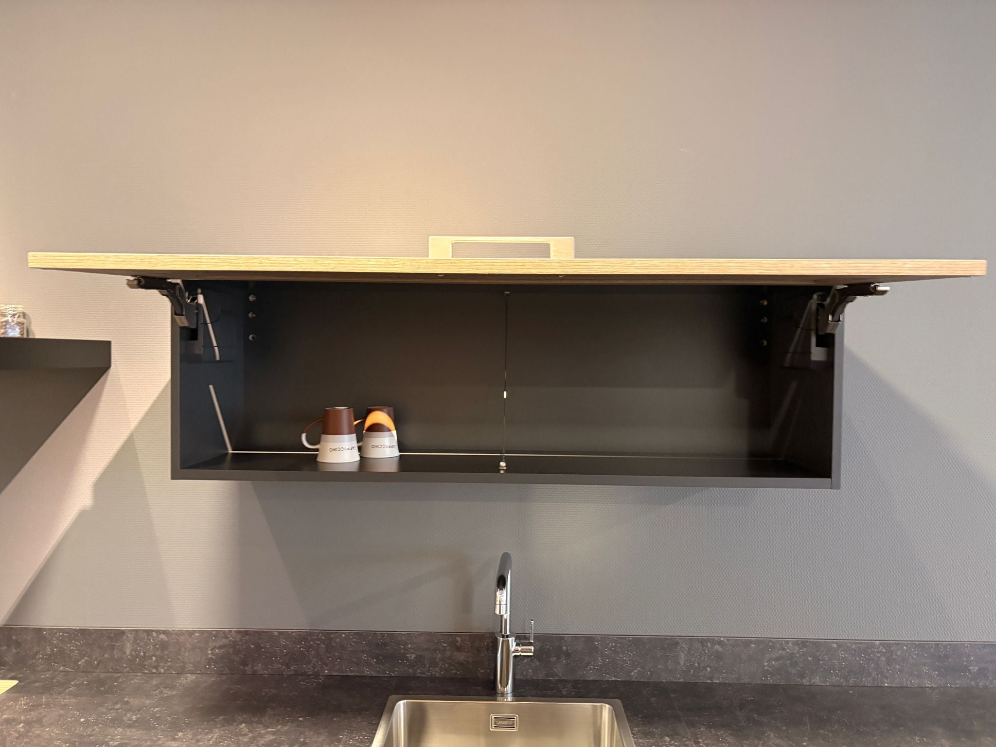 04649 - Houtlook schiereiland keuken