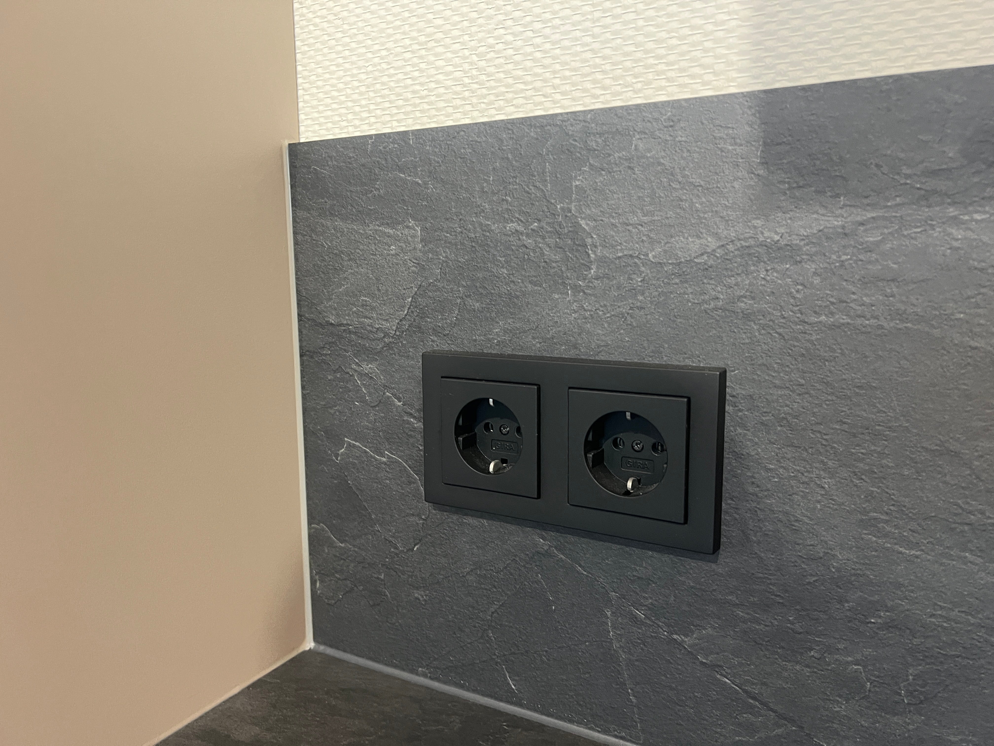 04303 - Beton grijze recht keuken