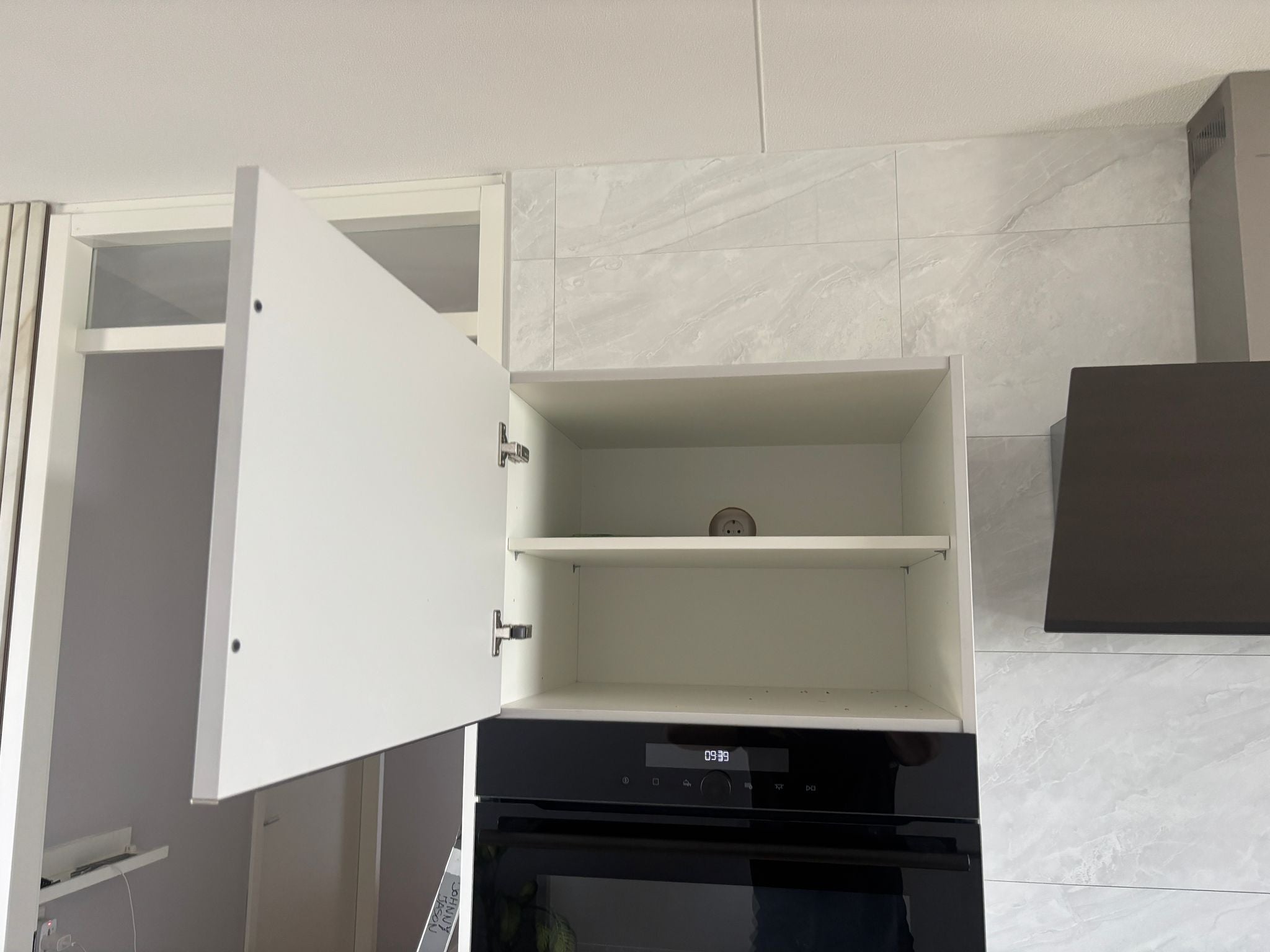 03997 - Witte parallel keuken