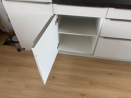 03997 - Witte parallel keuken