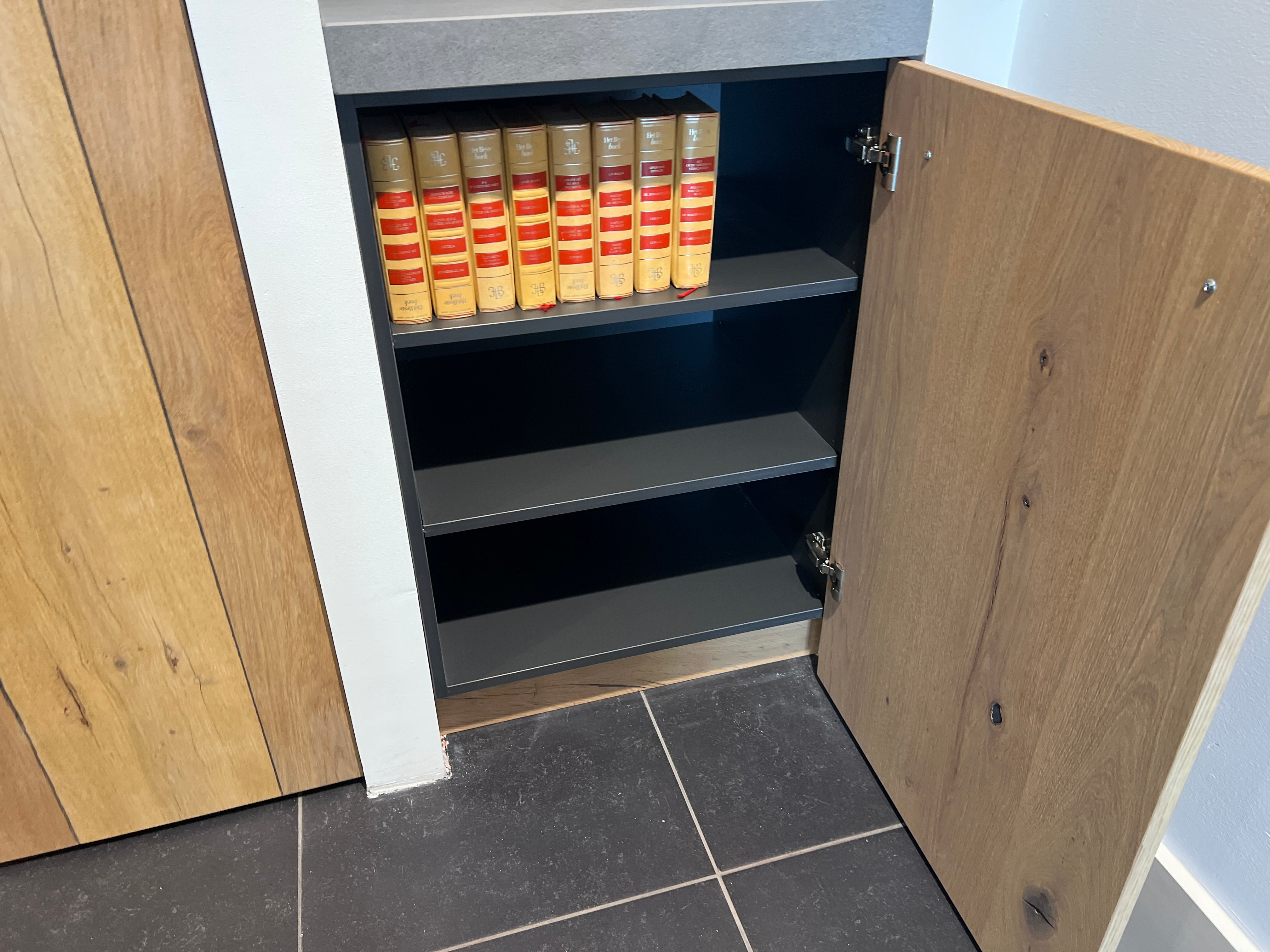 04625 - Hollands maatwerk eilandkeuken met eetgedeelte
