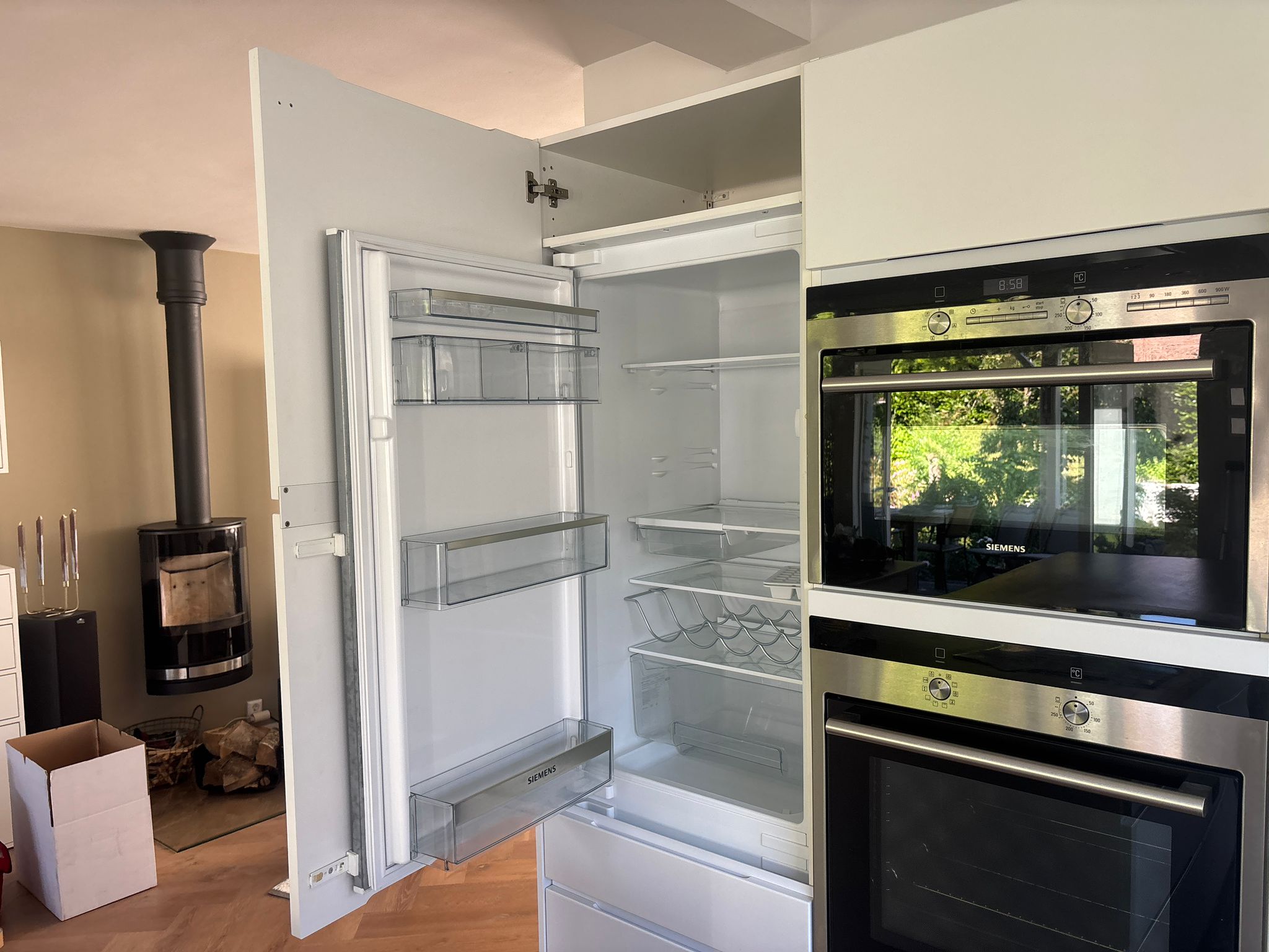 04845 - Witte eilandkeuken met bar