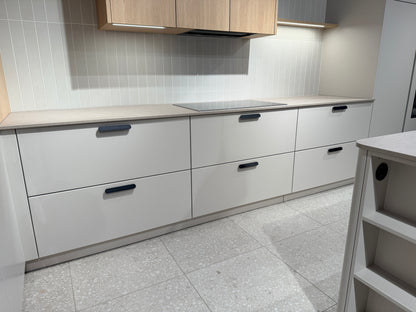 05103 - Schüller moderne L-keuken met eiland