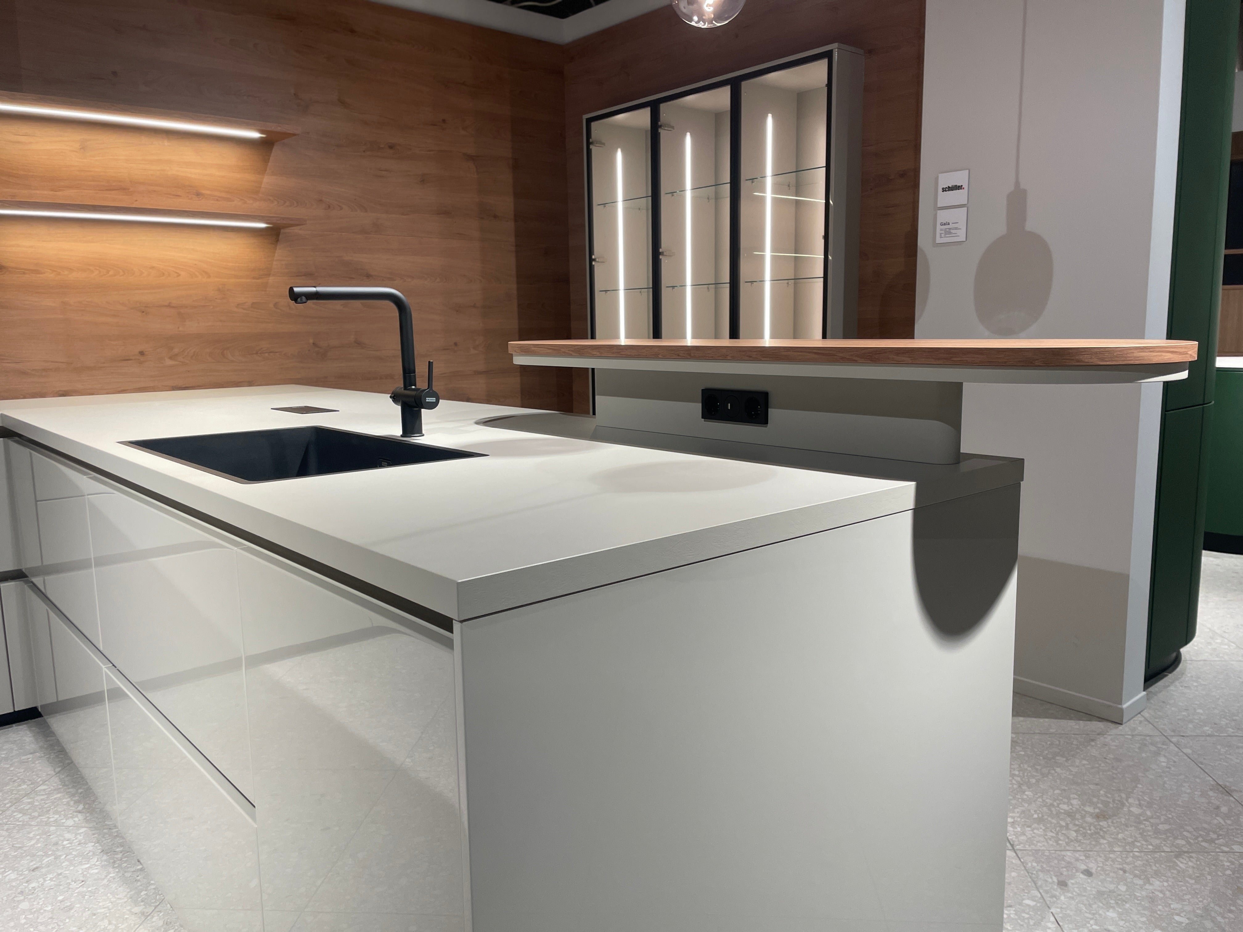 05097 - Schüller design schiereiland