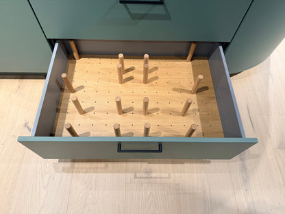 05105 - Schüller eilandkeuken met organische eettafel