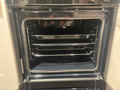 05101 - Schüller Landelijke U-Keuken