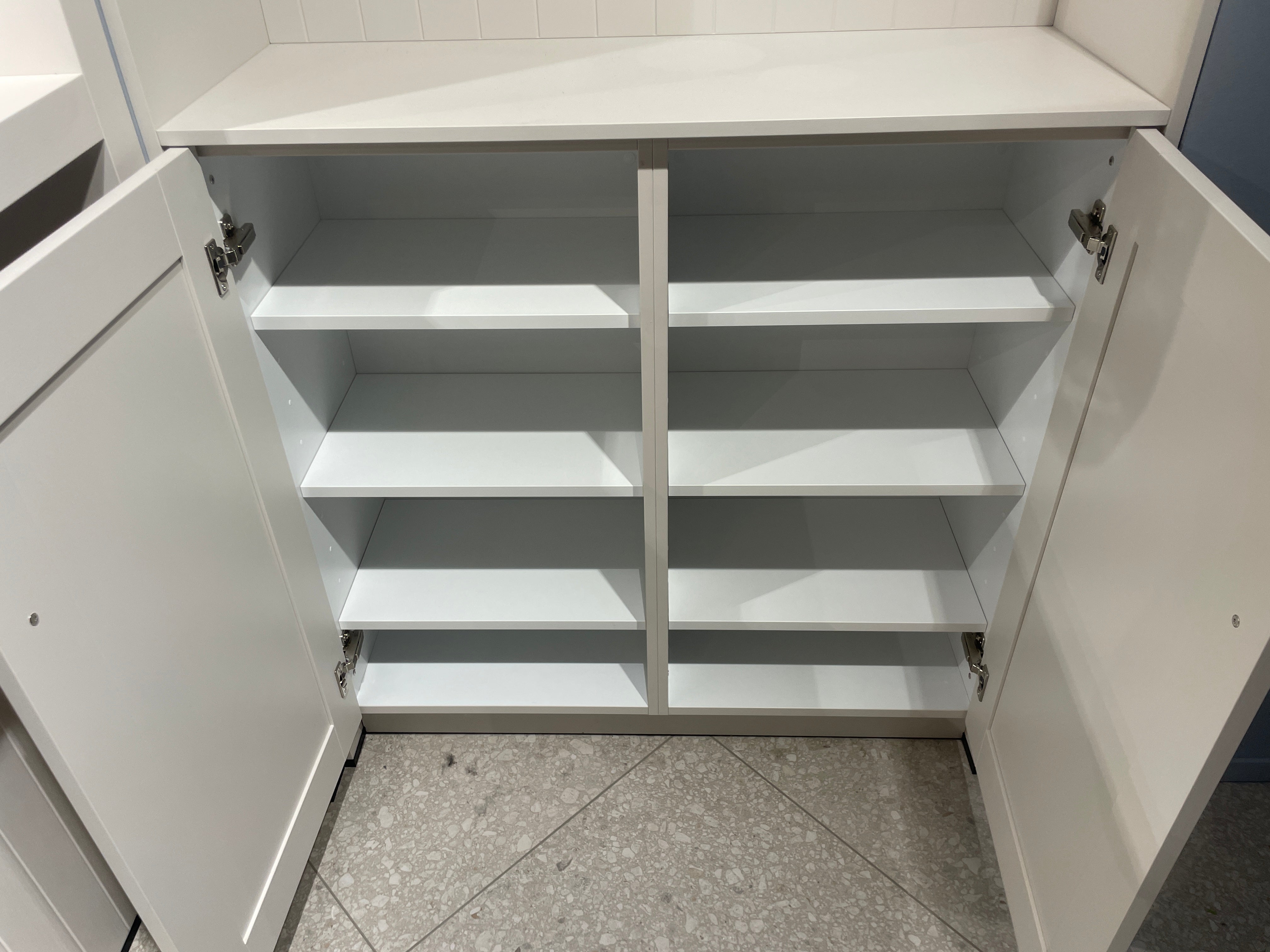 05101 - Schüller Landelijke U-Keuken
