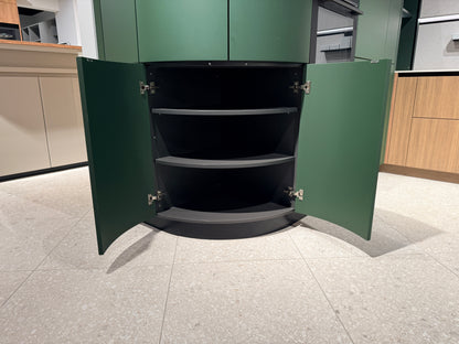 05109 - Schüller keuken met organische kastenwand