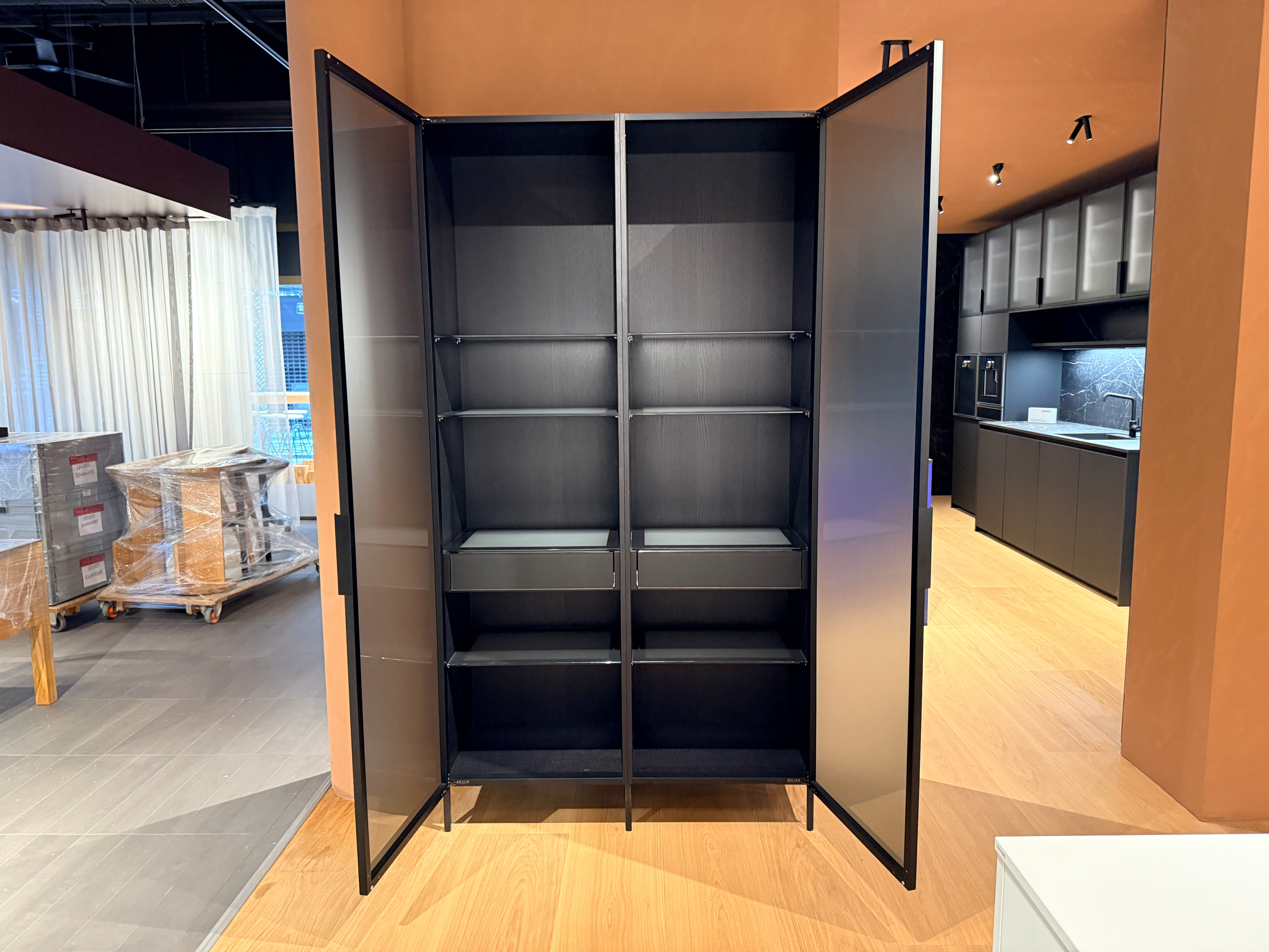 05119 - Next125 kast
