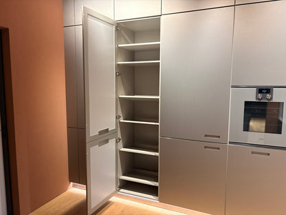05079 - Next125 RVS Designkeuken met Luxe Kastenwand