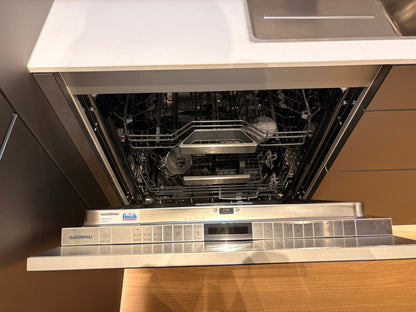 05079 - Next125 RVS Designkeuken met Luxe Kastenwand