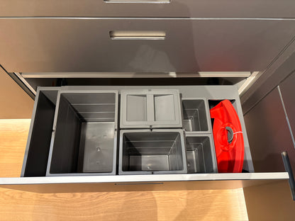 05079 - Next125 RVS Designkeuken met Luxe Kastenwand