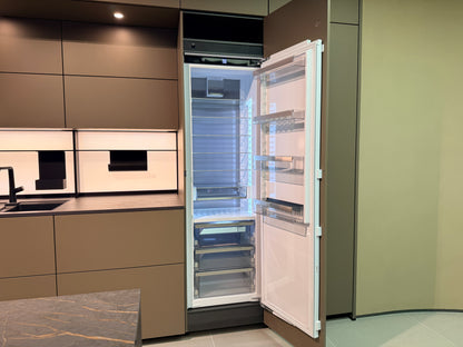 05087 - Next 125 design eilandkeuken met luxe kastenwand