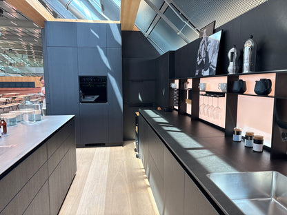 05123 - Schüller design keuken met spiegel eiland