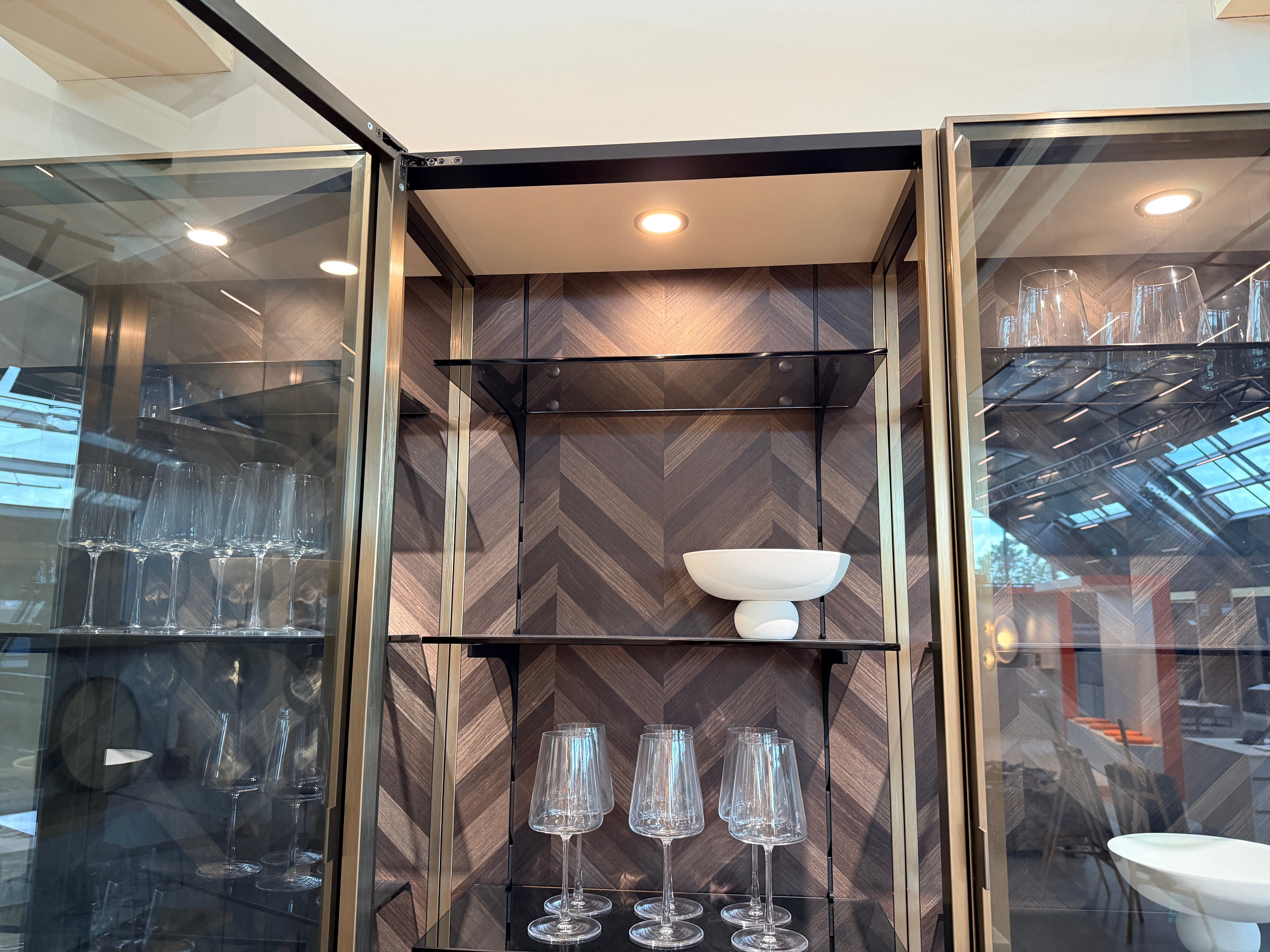 05127 - Vitrine meubel Pronorm