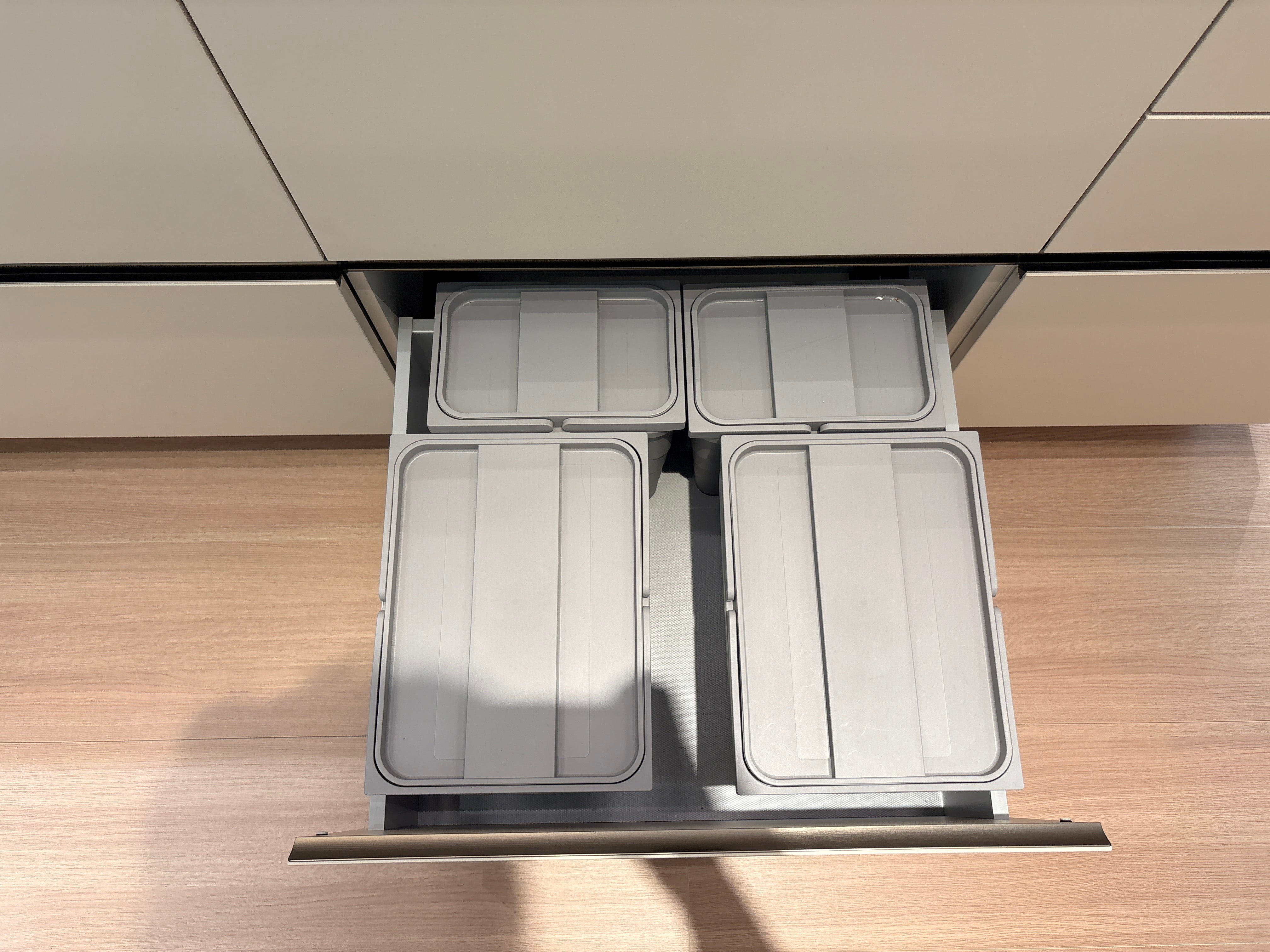 05121 - Luxe eilandkeuken van Pronorm met Bora apparatuur