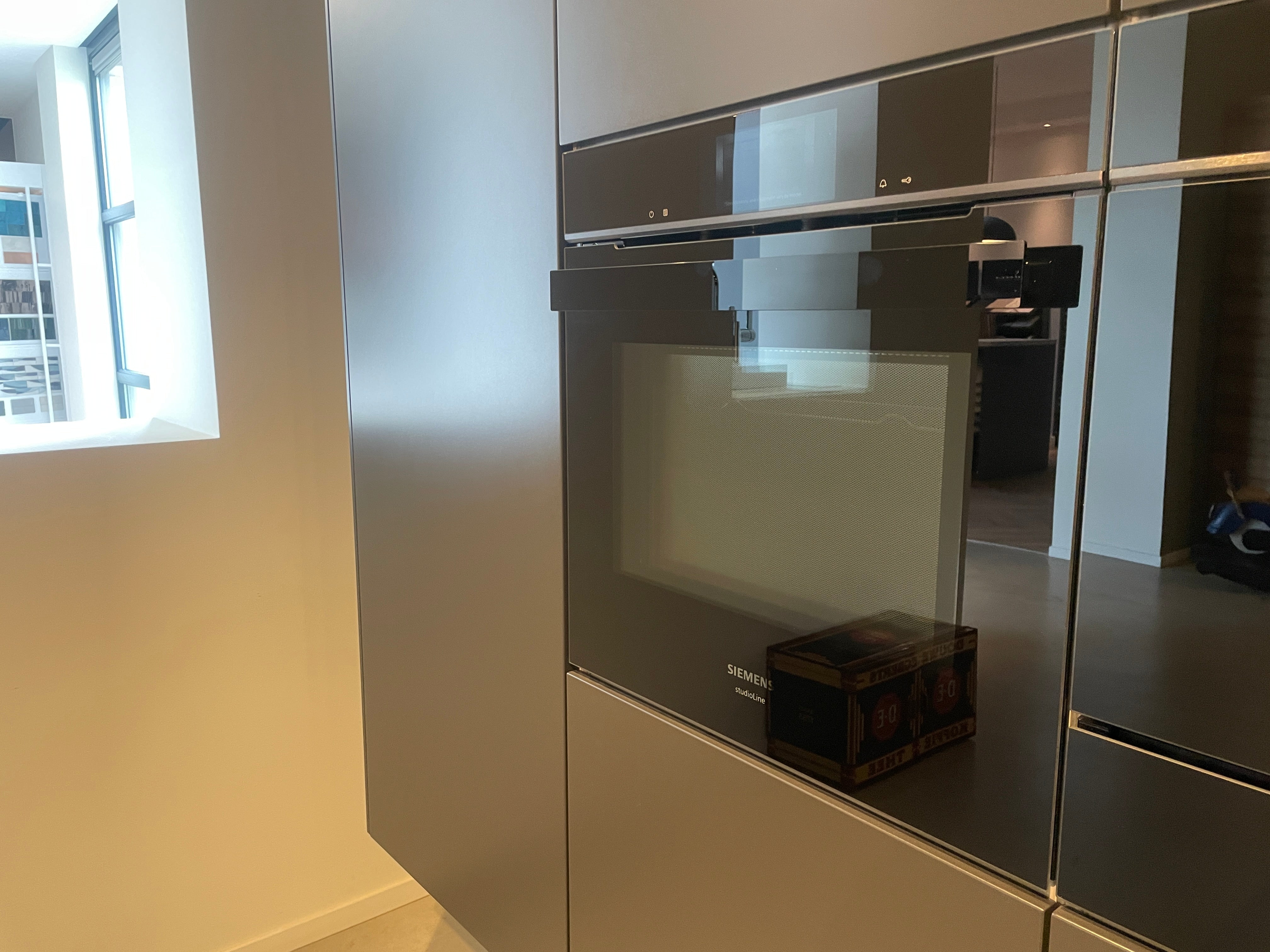 05173 - Luxe eilandkeuken met RVS front