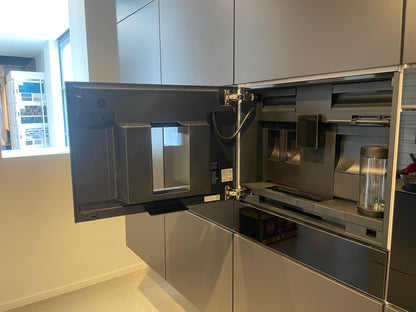 05173 - Luxe eilandkeuken met RVS front