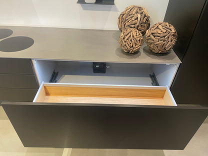 05173 - Luxe eilandkeuken met RVS front